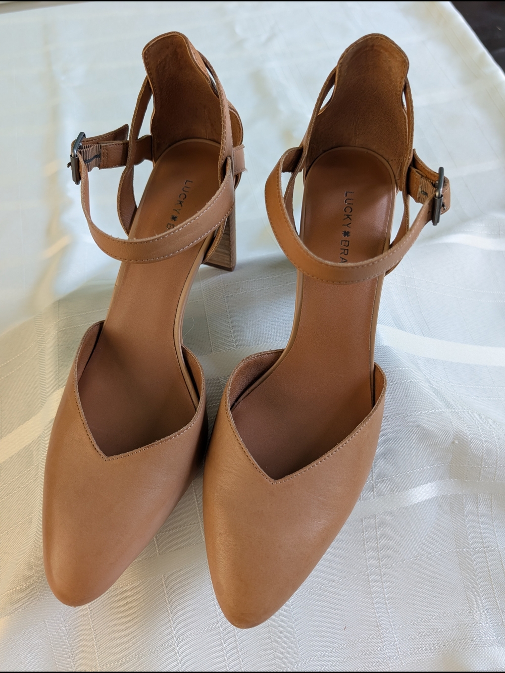 Lucky Brand Women's Tan Ankle-Strap Block Heel Pumps